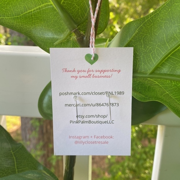 NWT Tortoiseshell Round Acrylic Earrings - Picture 5 of 5